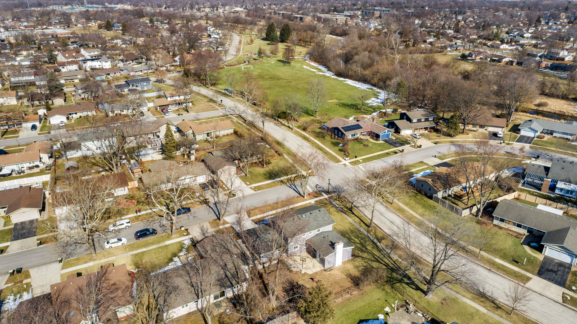 99 Essex Road, Elk Grove Village, IL 60007