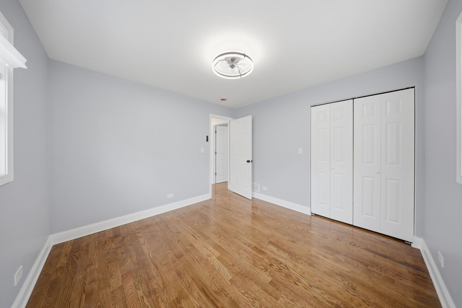 15566 Gouwens Lane, South Holland, IL 60473