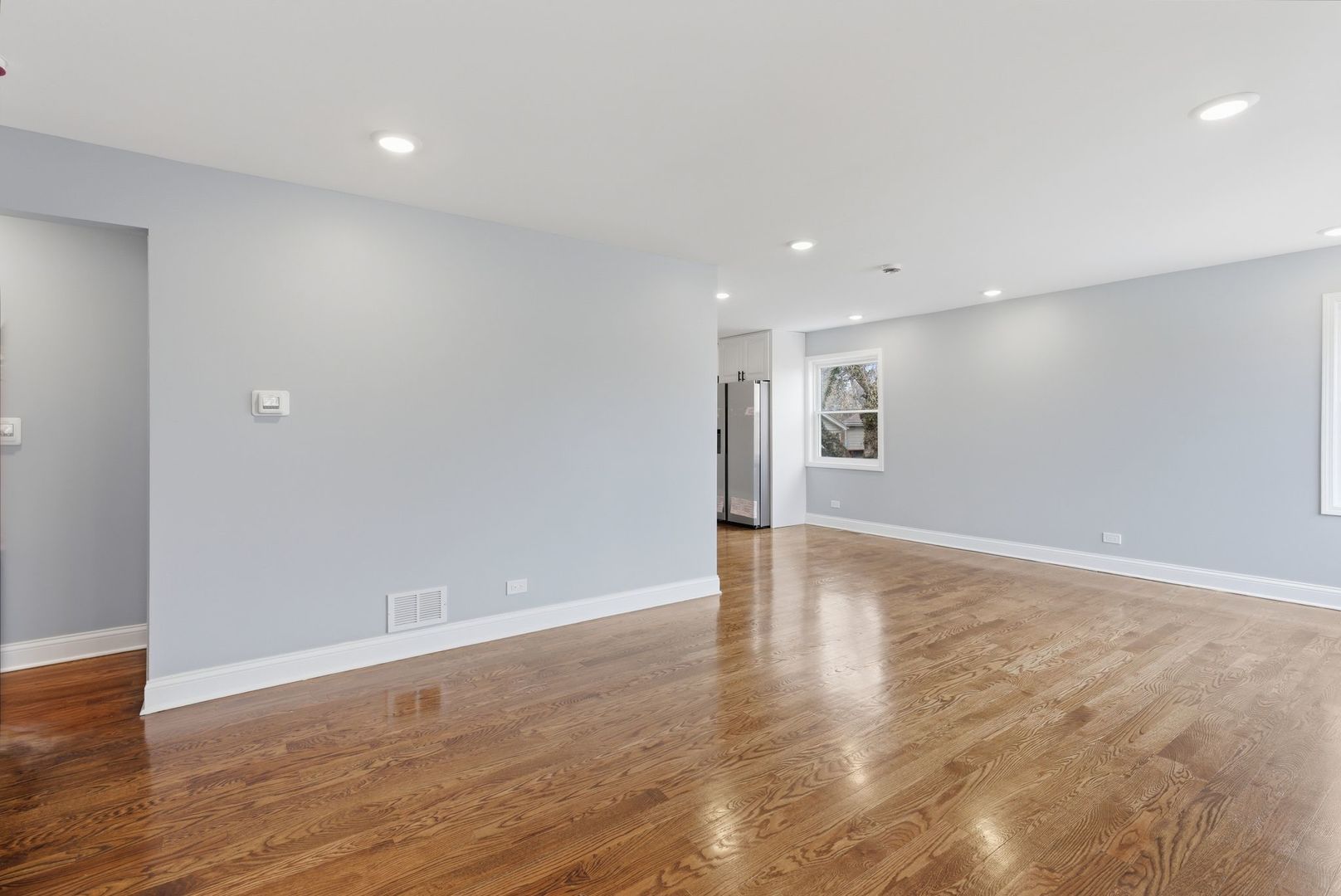 15566 Gouwens Lane, South Holland, IL 60473