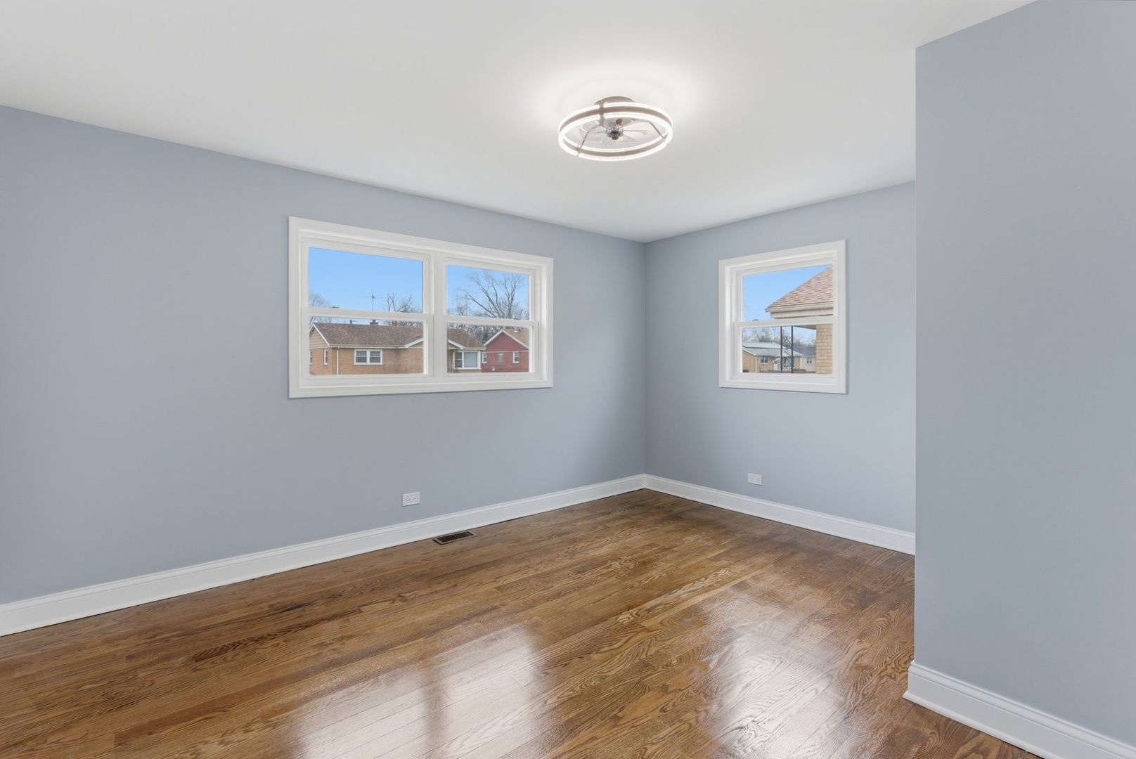 15566 Gouwens Lane, South Holland, IL 60473