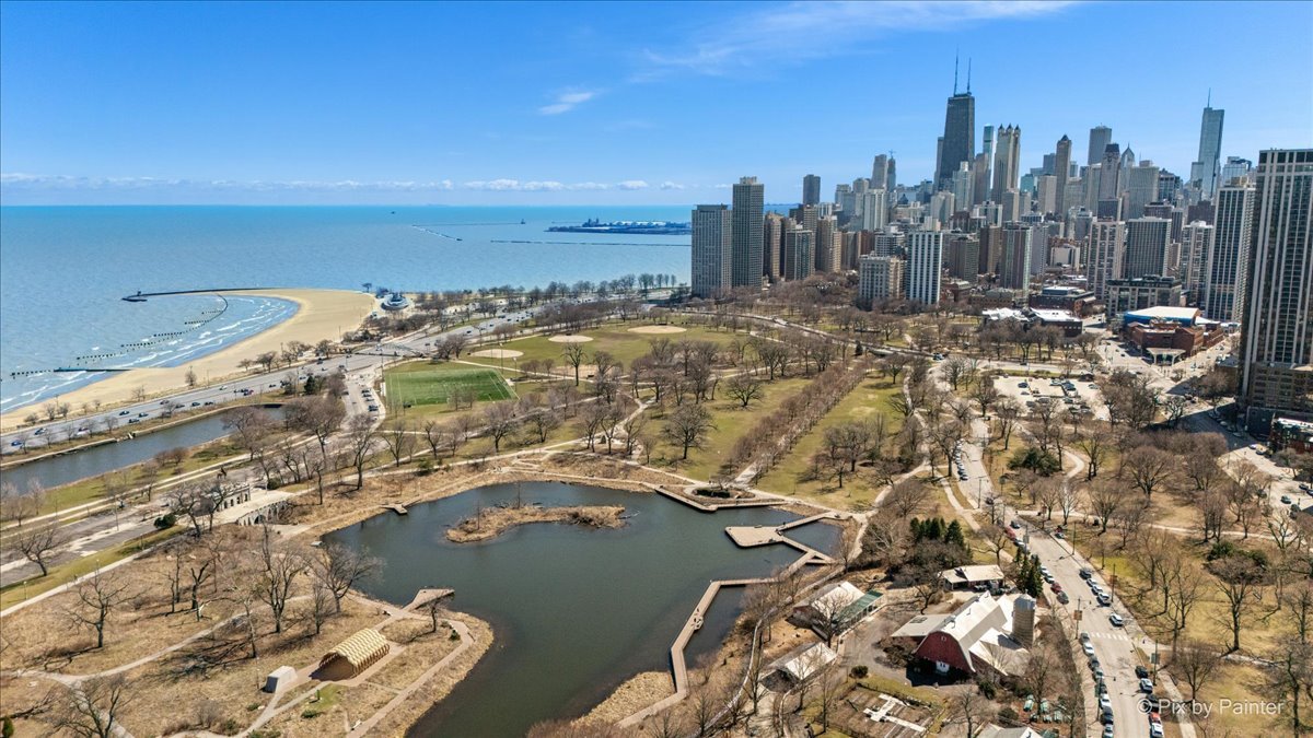 1969 N Lincoln Avenue #1, Chicago, IL 60614