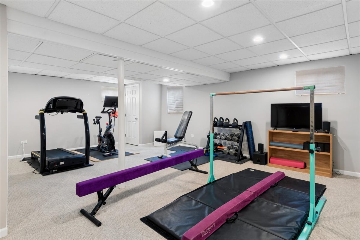 535 Apache Drive, Batavia, IL 60510