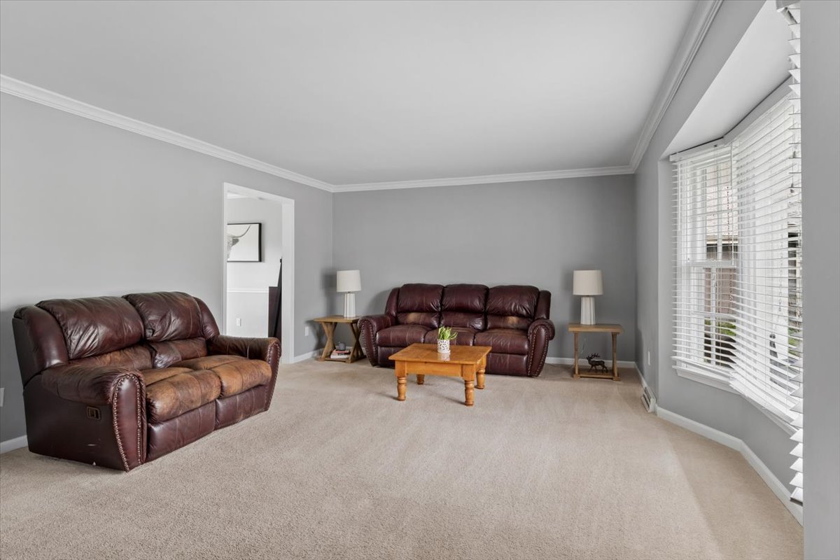 535 Apache Drive, Batavia, IL 60510