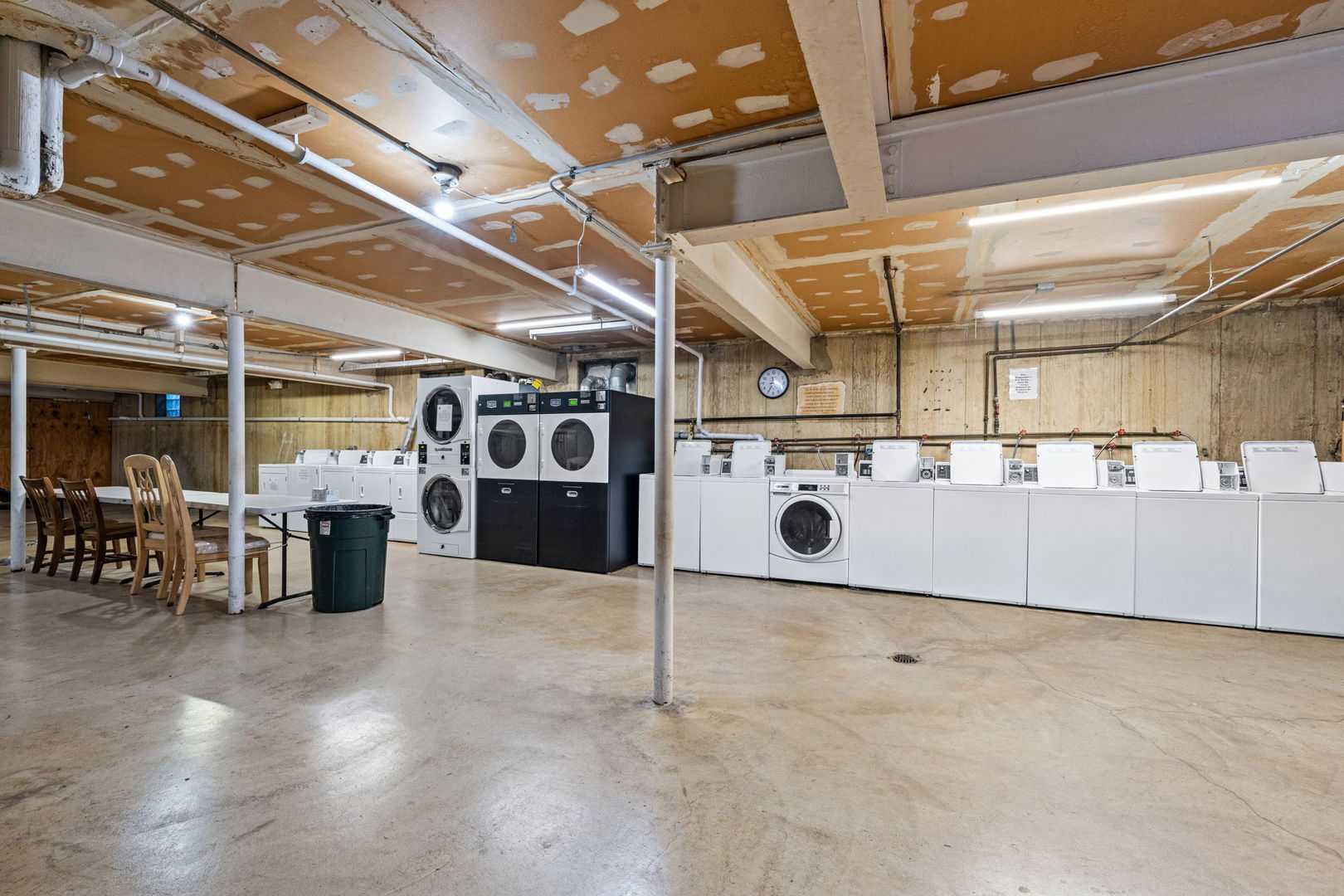 640 Murray Lane #111, Des Plaines, IL 60016