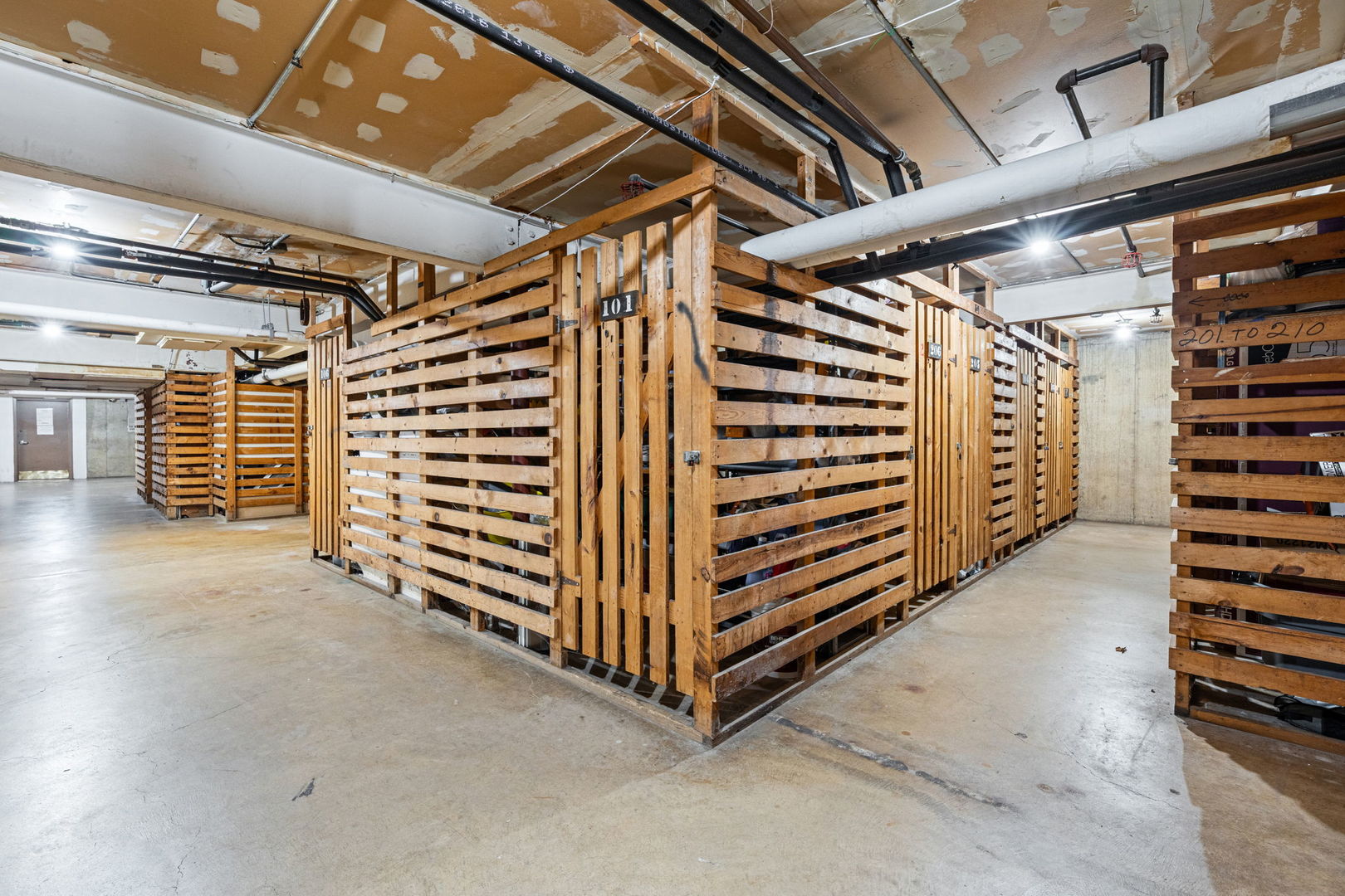 640 Murray Lane #111, Des Plaines, IL 60016