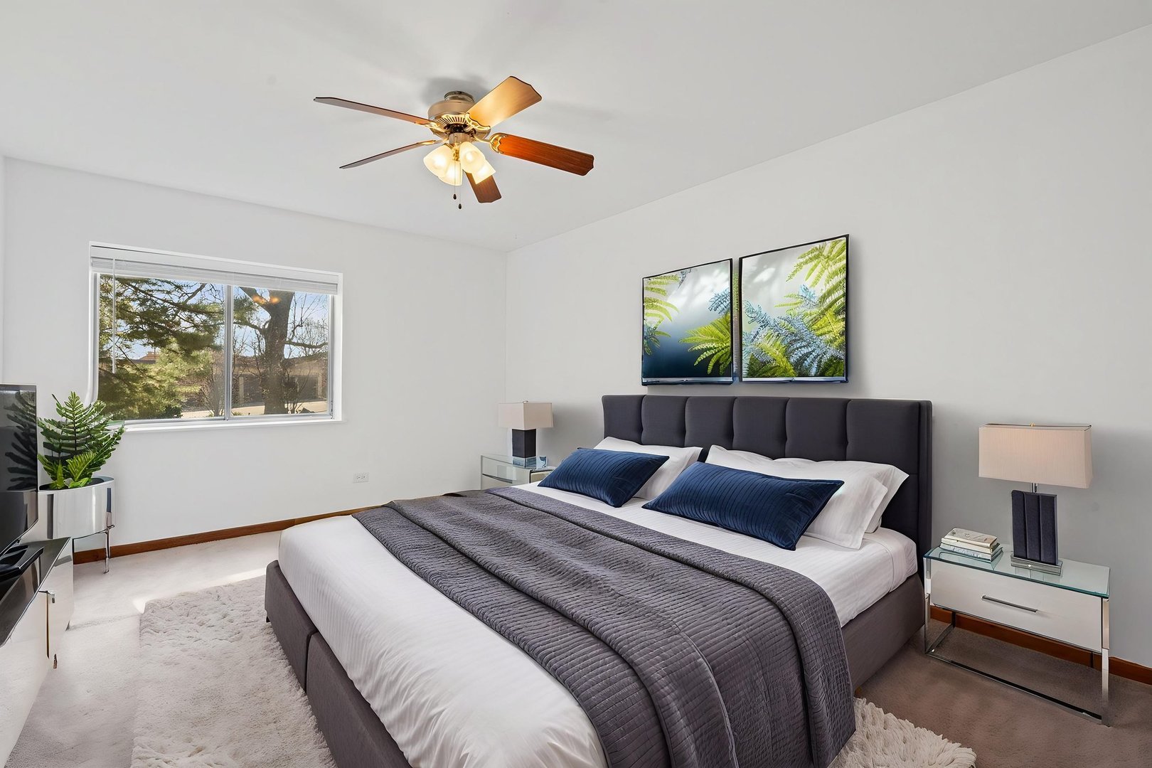 640 Murray Lane #111, Des Plaines, IL 60016