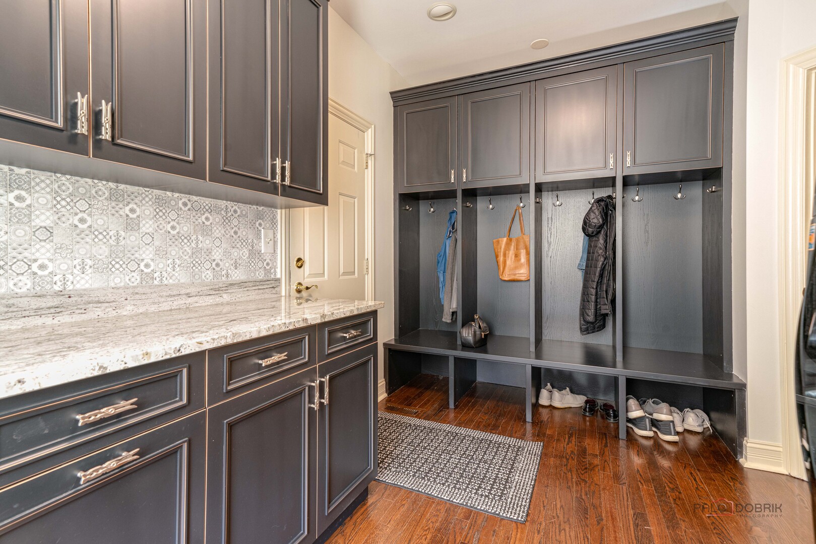 31470 N Reigate Lane, Libertyville, IL 60048