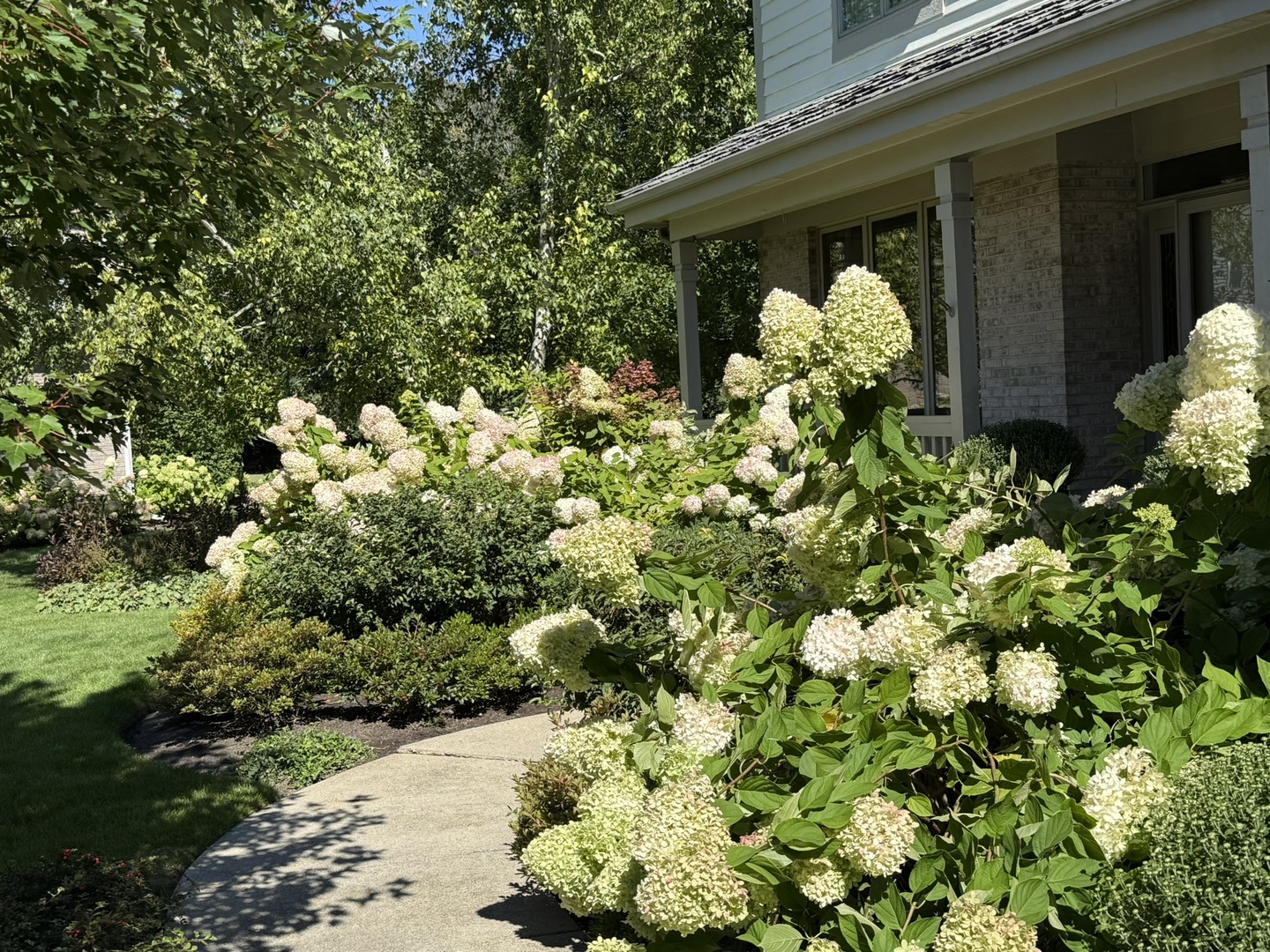 31470 N Reigate Lane, Libertyville, IL 60048