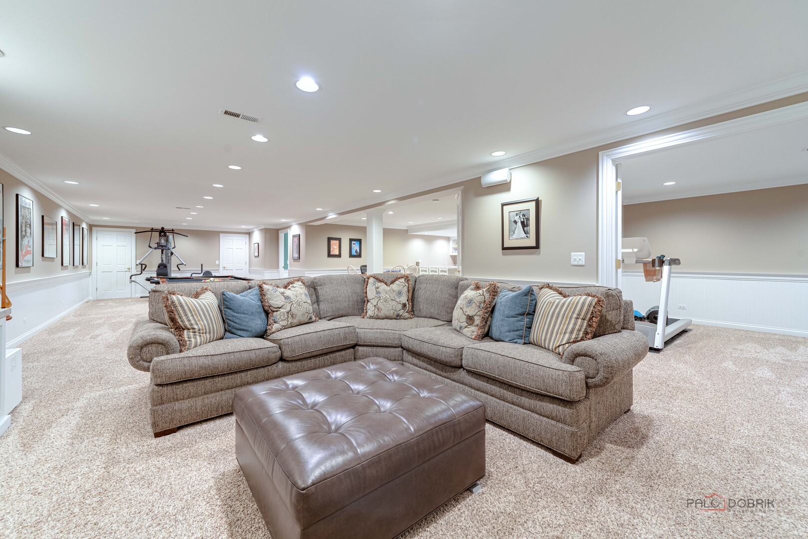 31470 N Reigate Lane, Libertyville, IL 60048