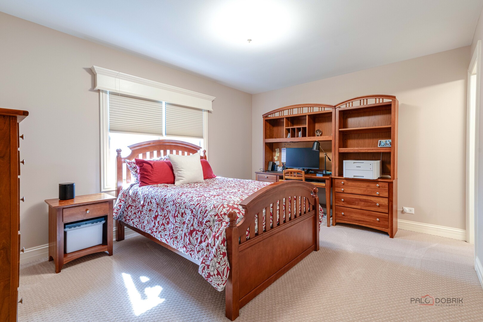 31470 N Reigate Lane, Libertyville, IL 60048