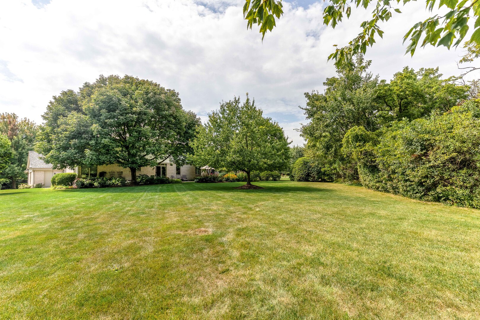 31470 N Reigate Lane, Libertyville, IL 60048