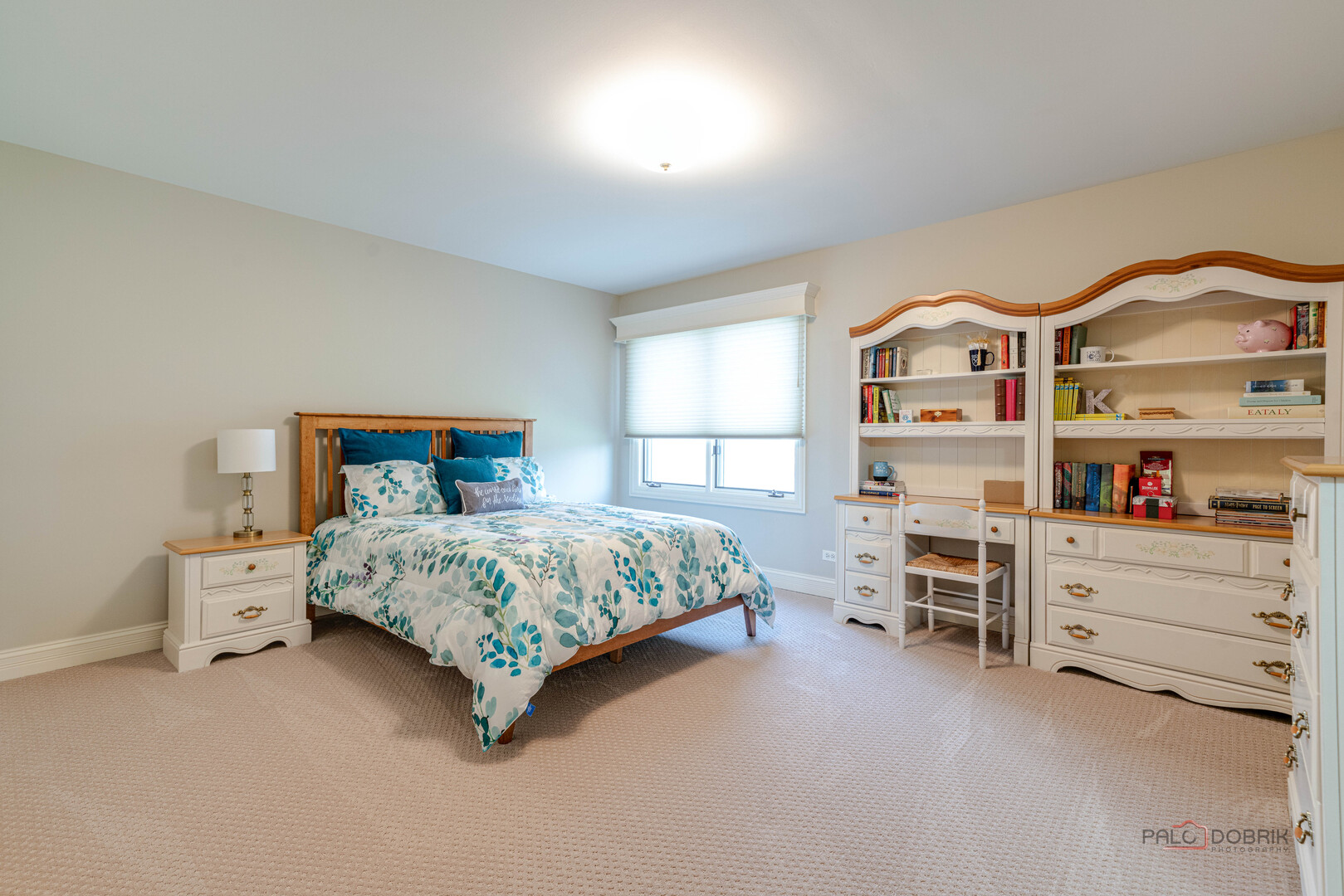 31470 N Reigate Lane, Libertyville, IL 60048