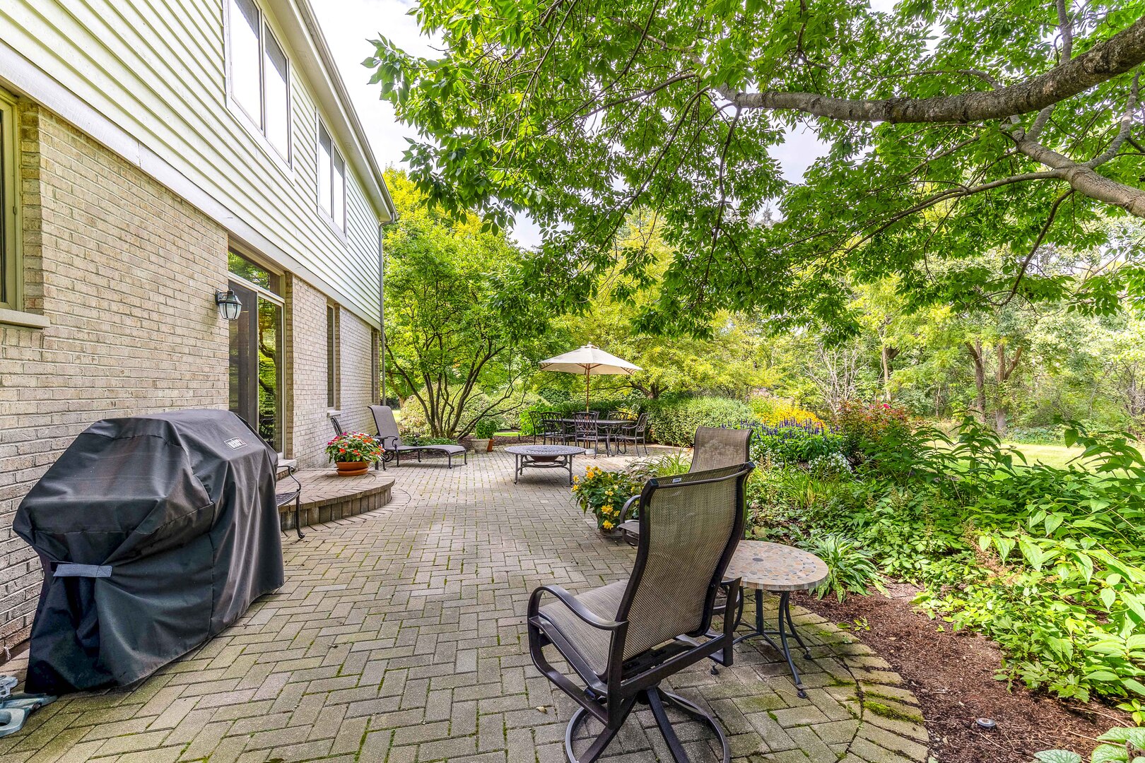 31470 N Reigate Lane, Libertyville, IL 60048