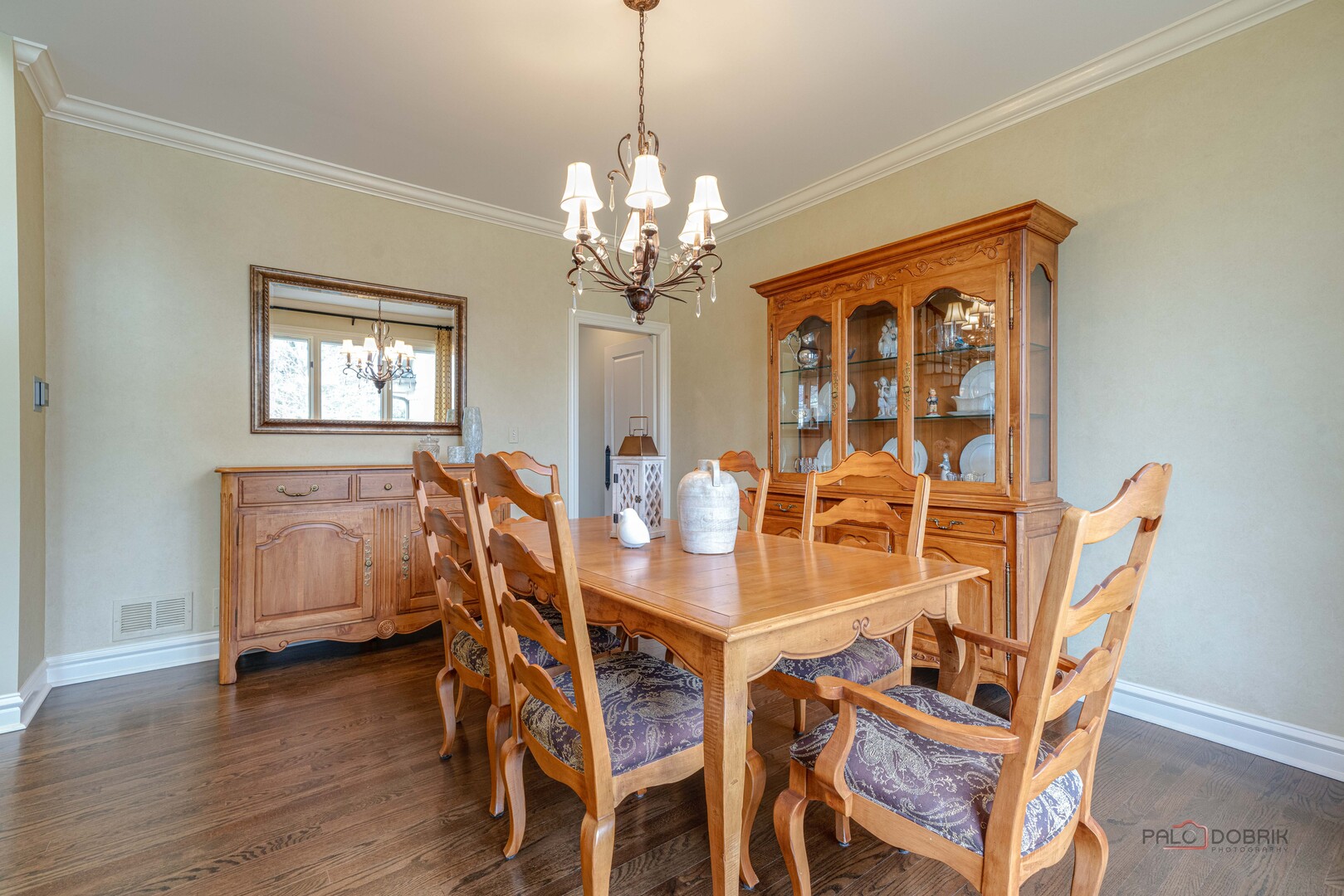 31470 N Reigate Lane, Libertyville, IL 60048