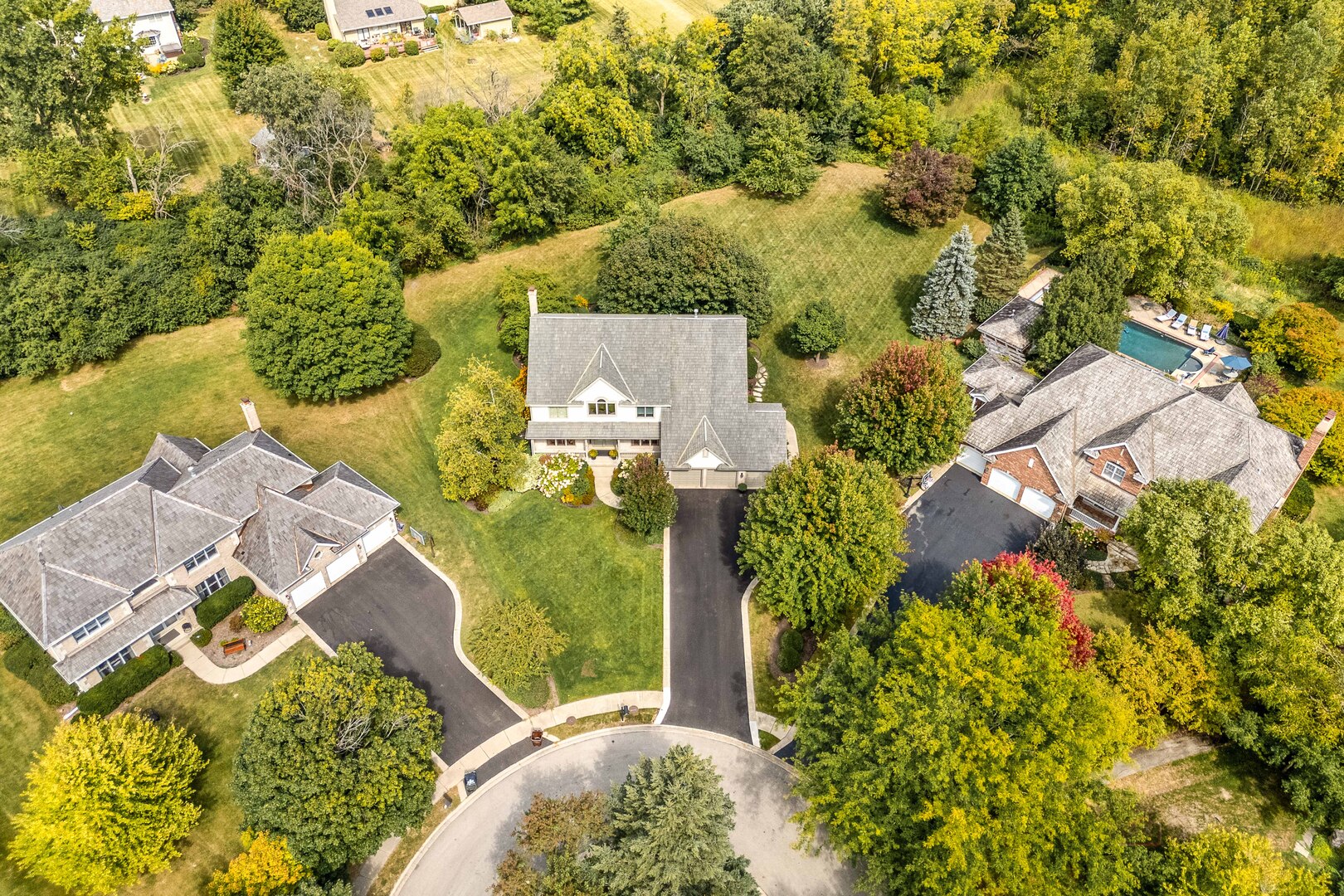 31470 N Reigate Lane, Libertyville, IL 60048