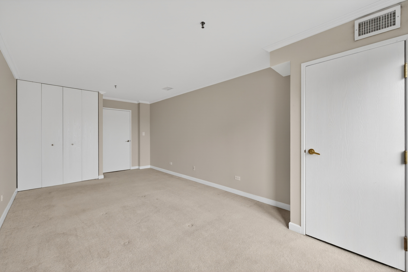 110 S Evergreen Avenue #5CN, Arlington Heights, IL 60005