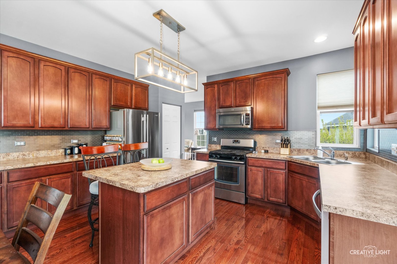 8105 Aaron Lane, Joliet, IL 60431