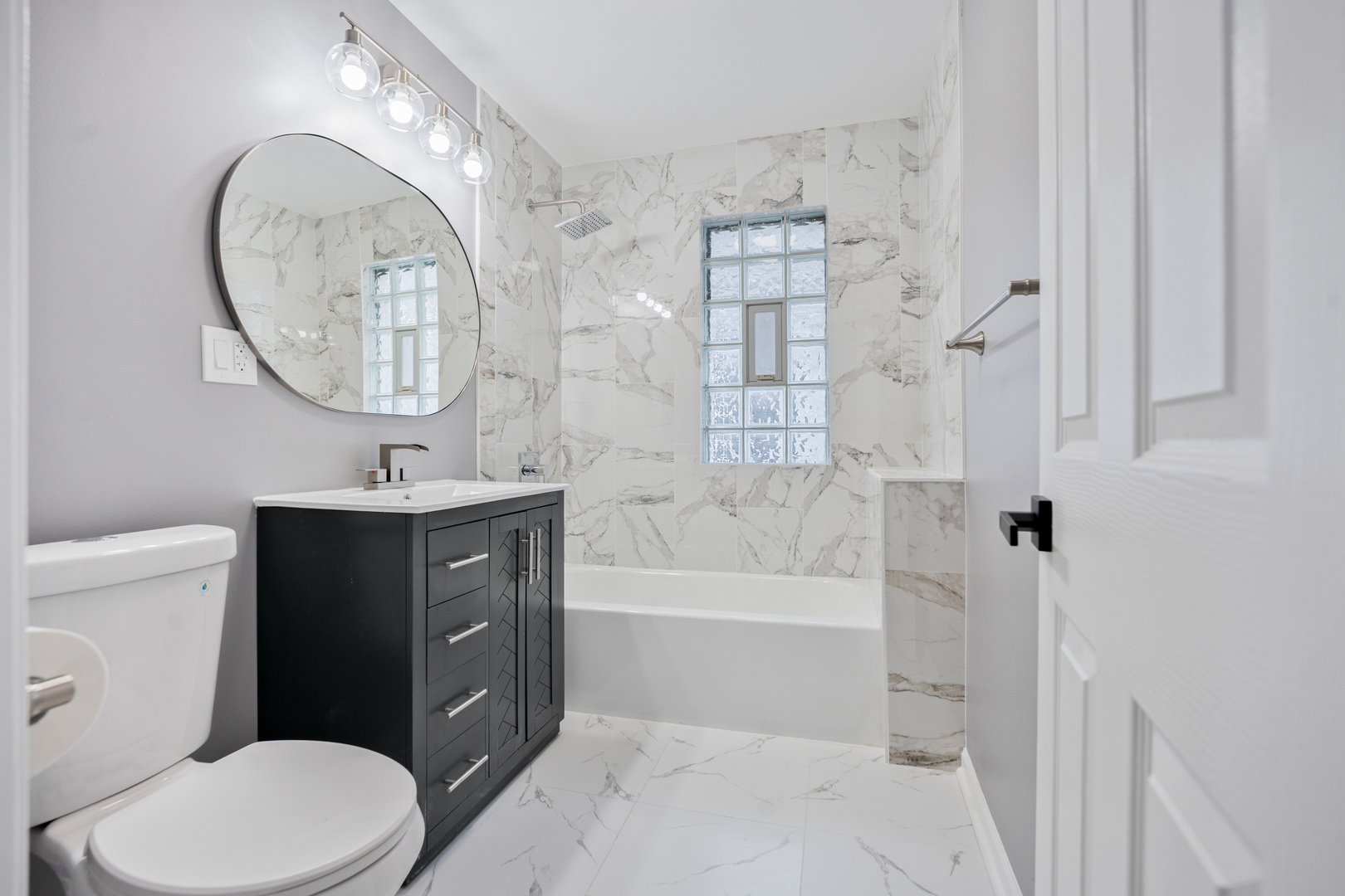 553 N Leamington Avenue, Chicago, IL 60644