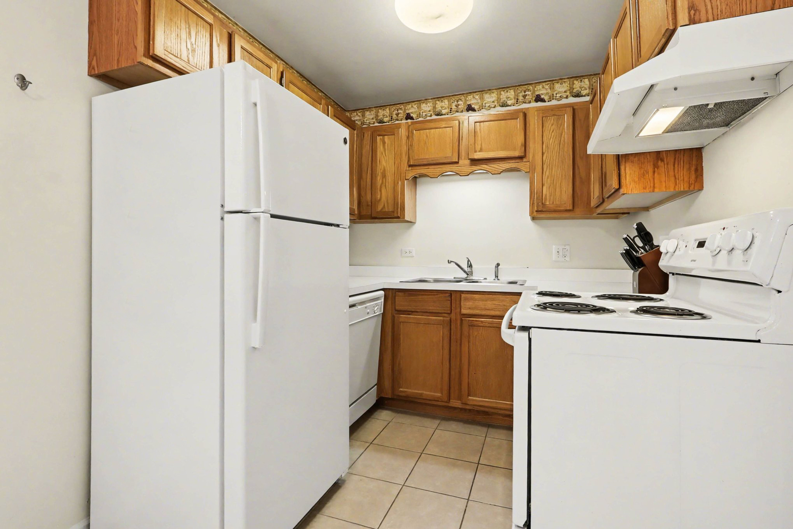 1900 Light Road #210, Oswego, IL 60543