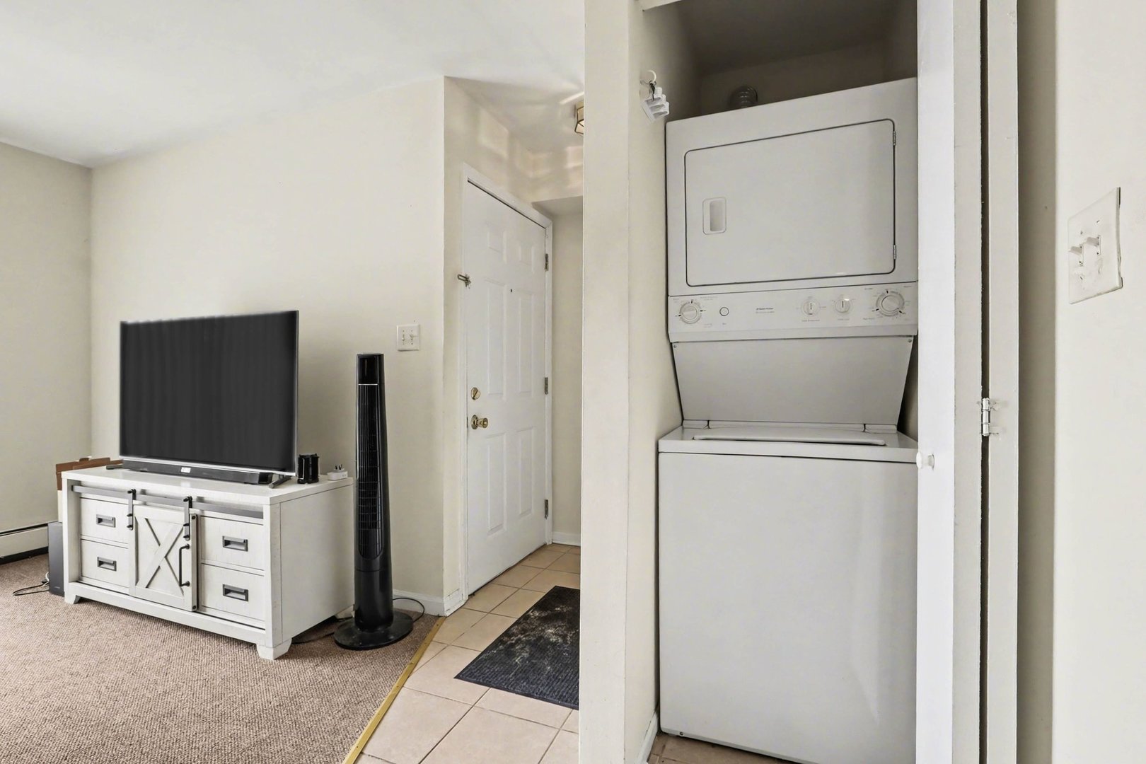 1900 Light Road #210, Oswego, IL 60543