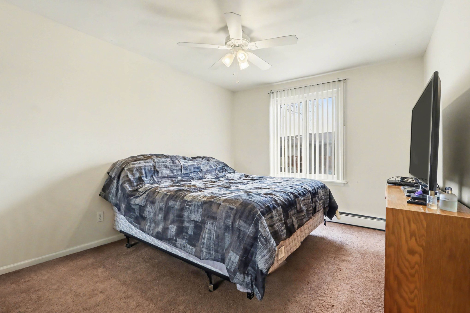 1900 Light Road #210, Oswego, IL 60543