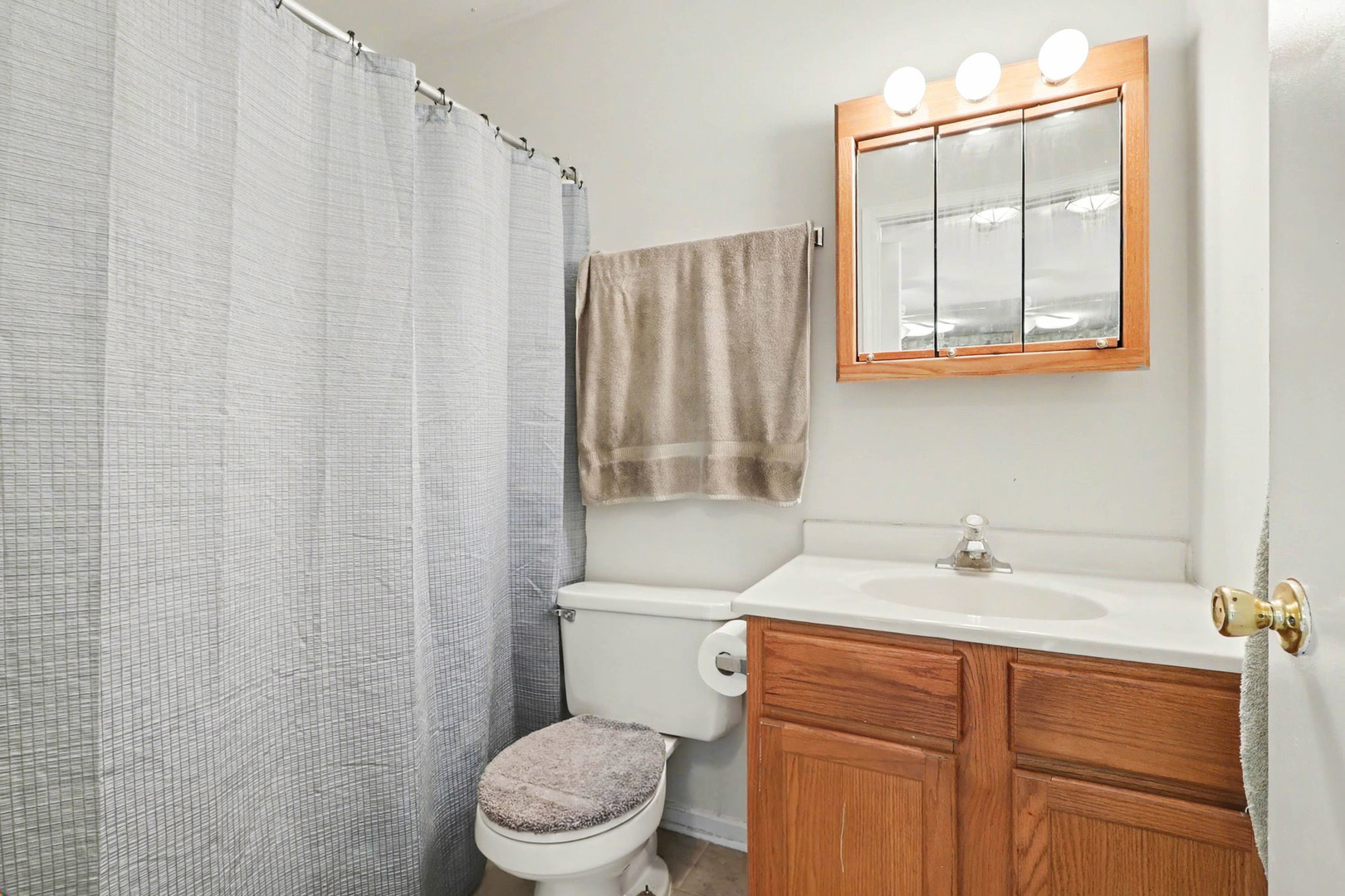 1900 Light Road #210, Oswego, IL 60543