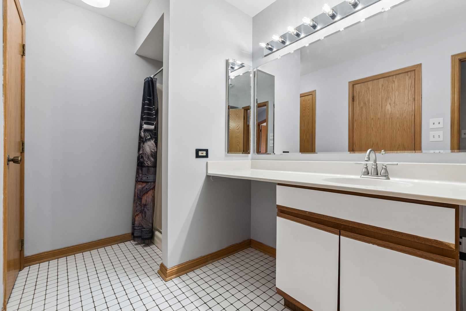 10121 Cambridge Court #G, Mokena, IL 60448