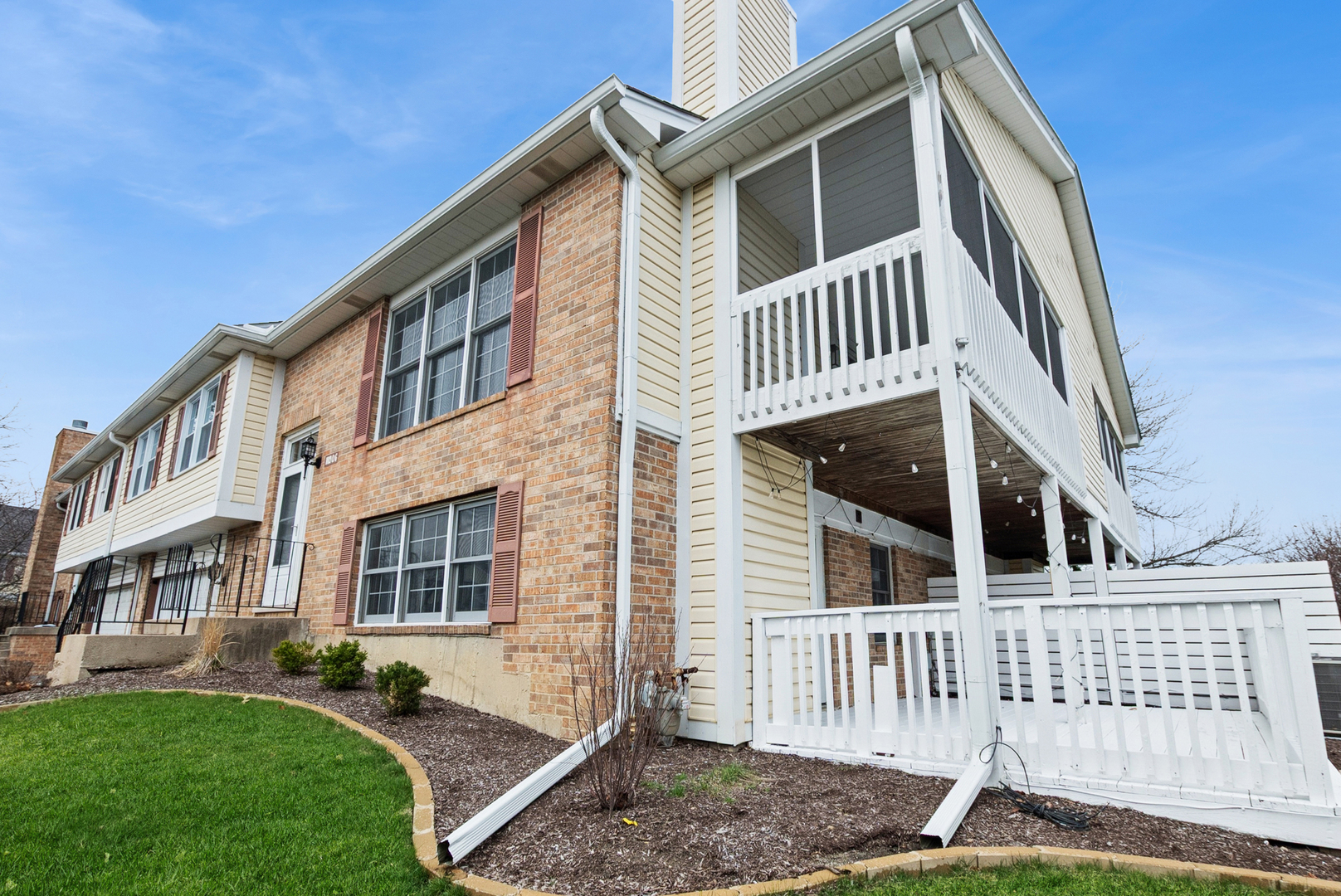 10121 Cambridge Court #G, Mokena, IL 60448