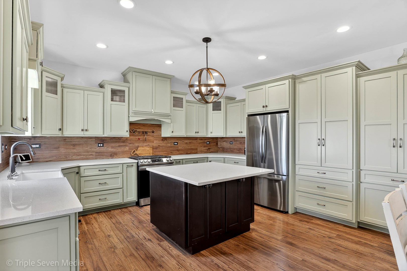 30847 S Indian Trail Road, Wilmington, IL 60481