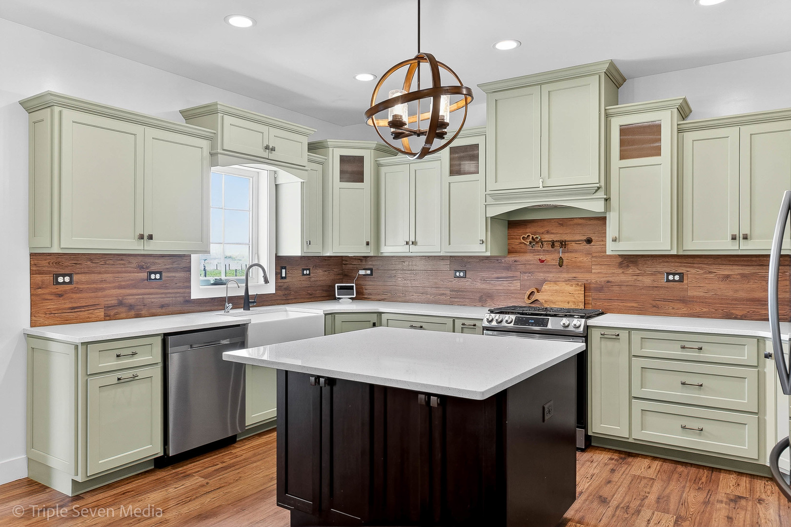 30847 S Indian Trail Road, Wilmington, IL 60481