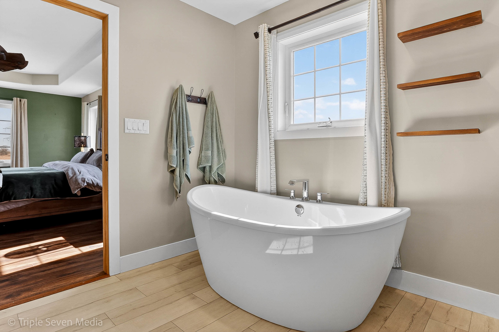 30847 S Indian Trail Road, Wilmington, IL 60481