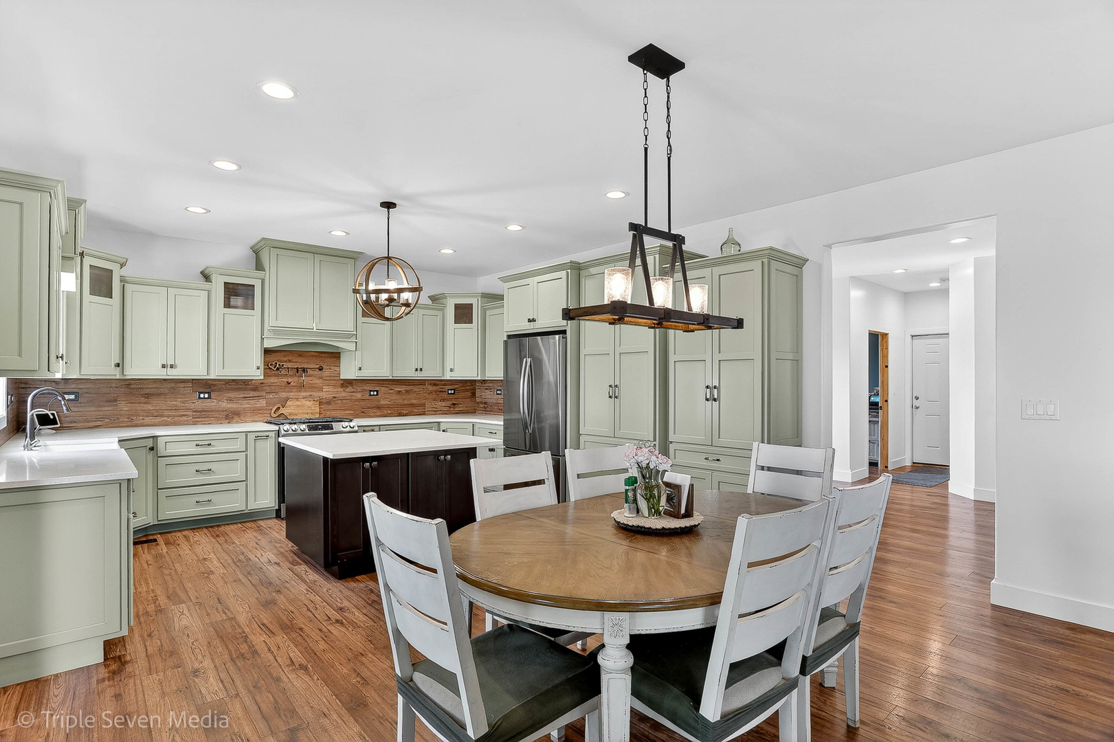 30847 S Indian Trail Road, Wilmington, IL 60481