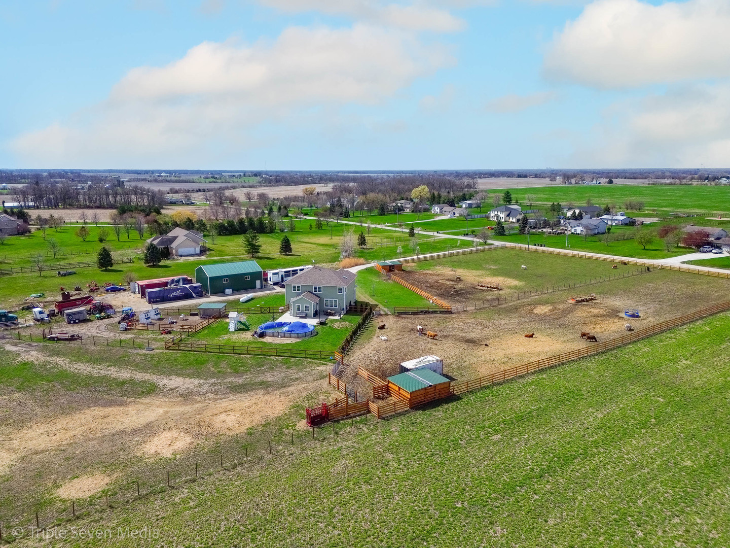 30847 S Indian Trail Road, Wilmington, IL 60481