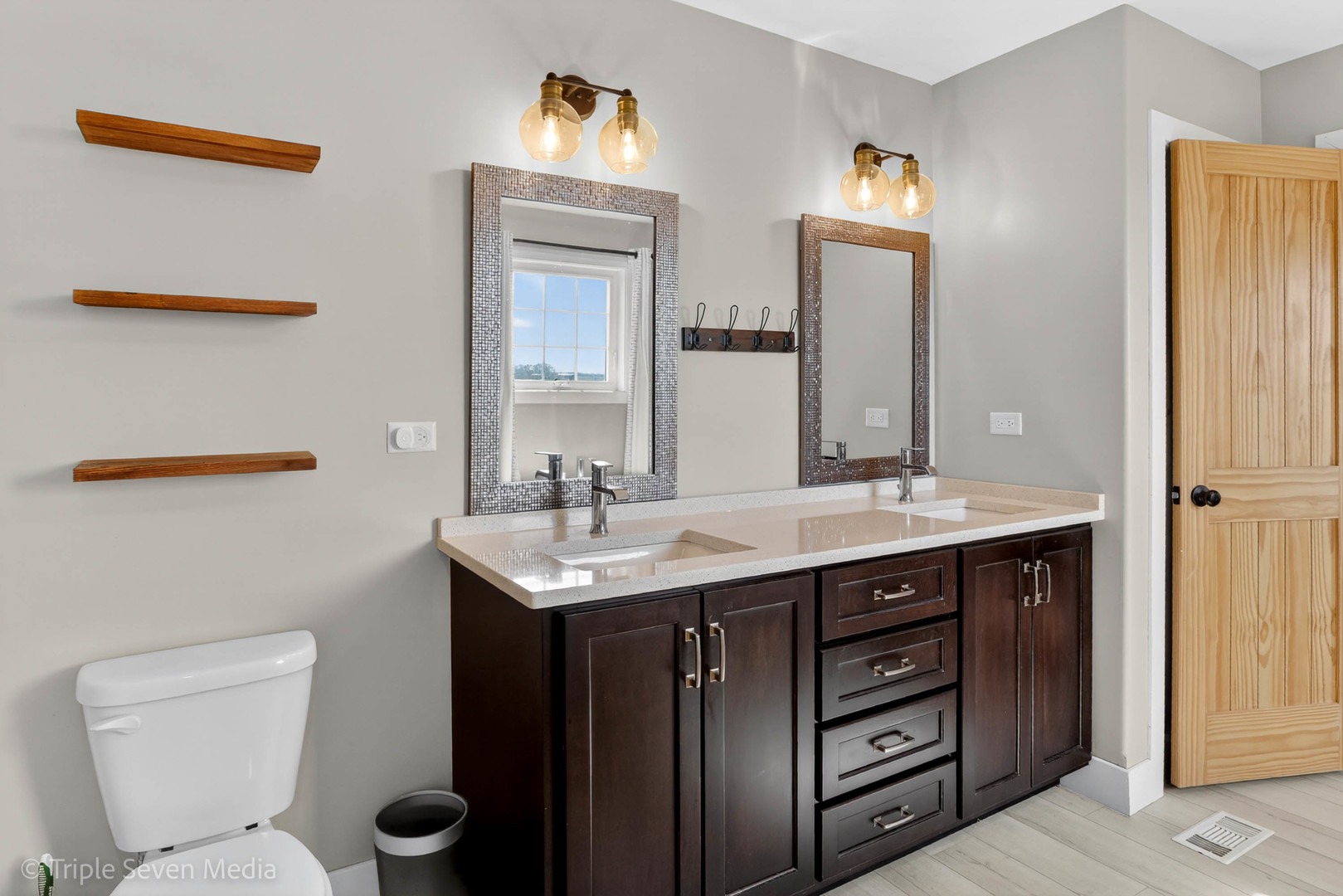 30847 S Indian Trail Road, Wilmington, IL 60481