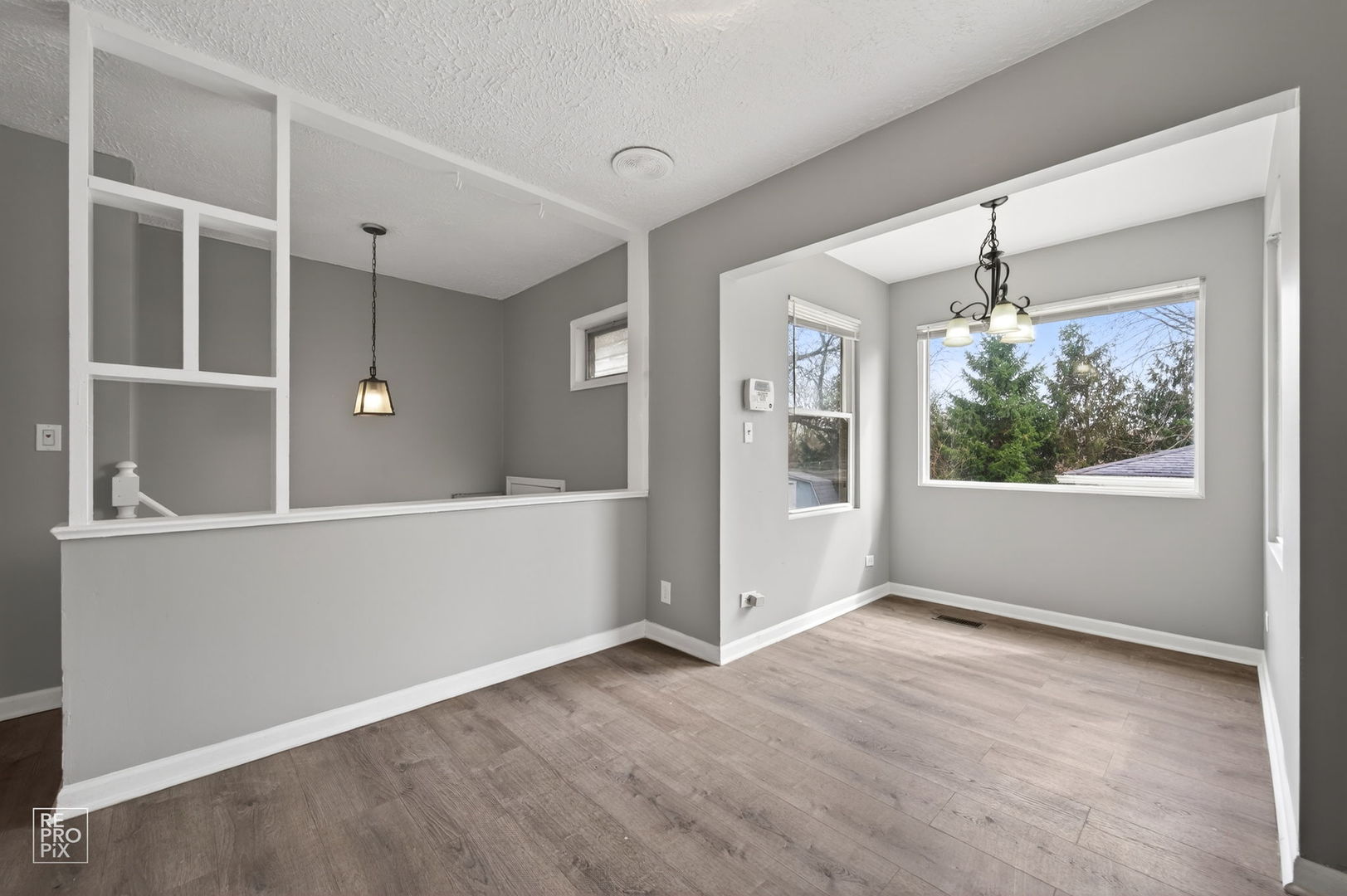 1013 SUNNYDALE Boulevard, Streamwood, IL 60107