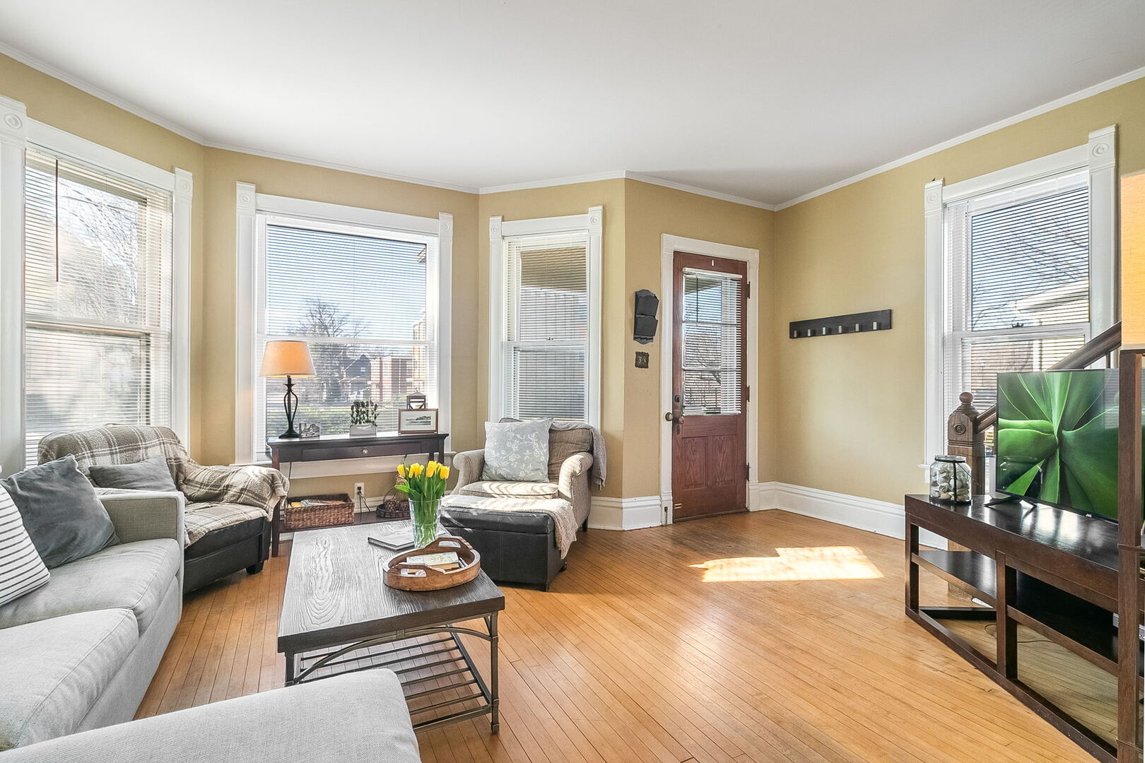 124 Forest Avenue, Riverside, IL 60546