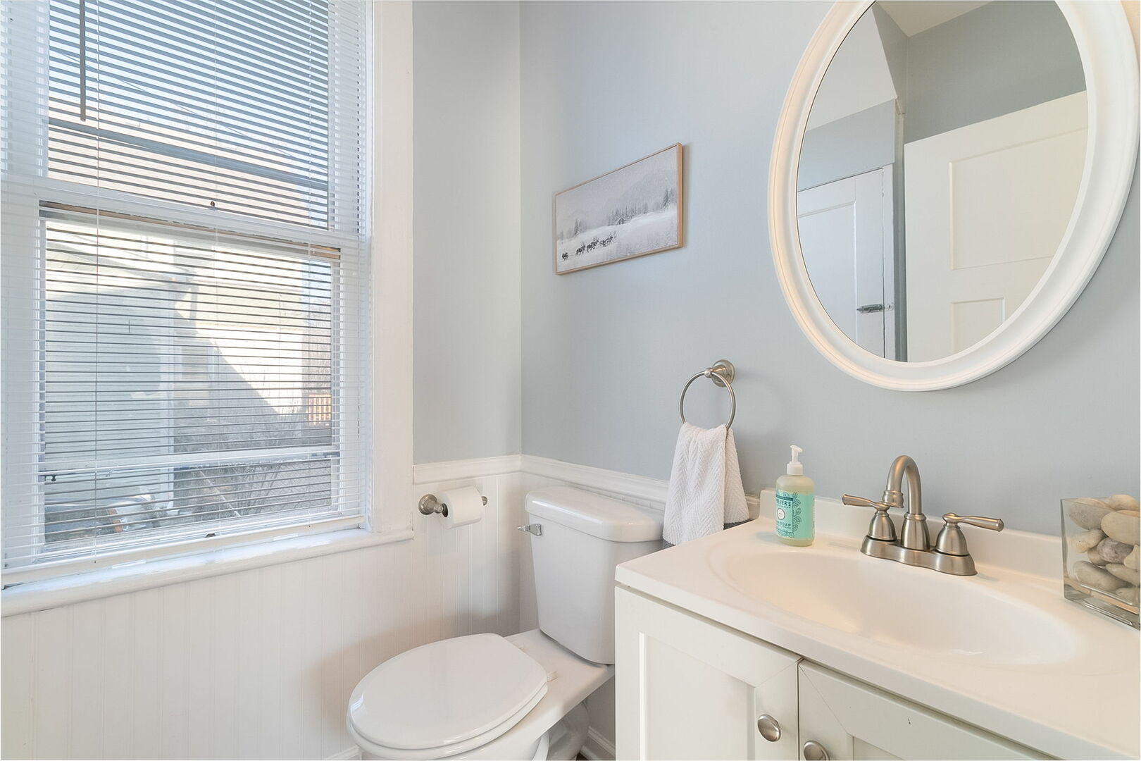 124 Forest Avenue, Riverside, IL 60546