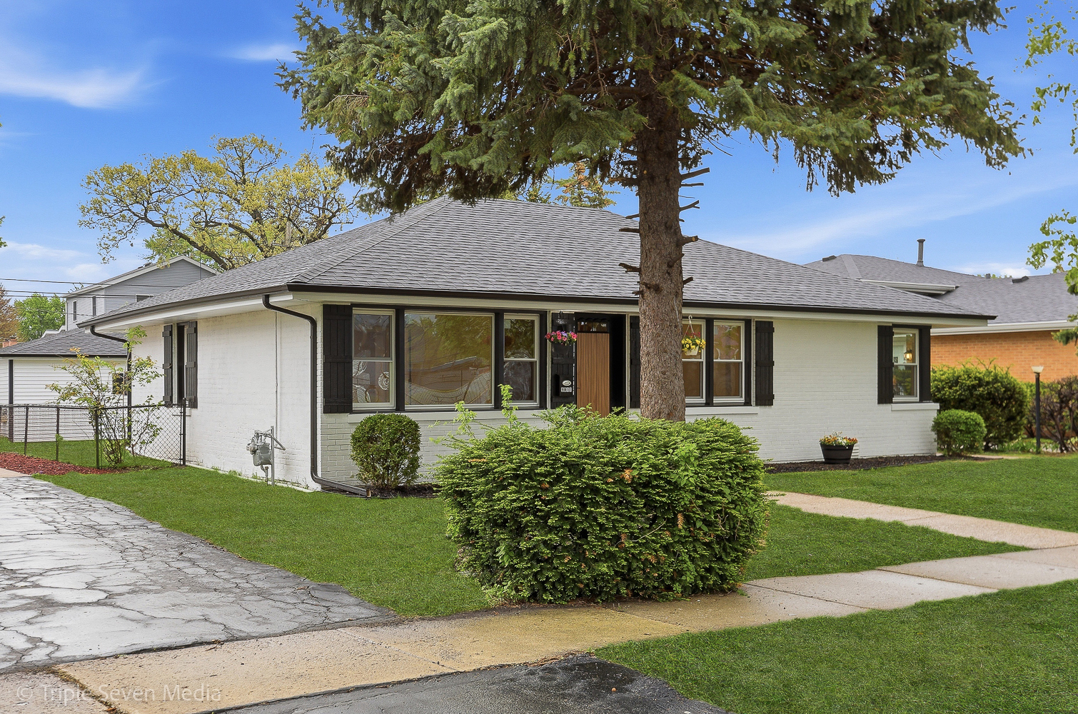 9817 Washington Avenue, Oak Lawn, IL 60453