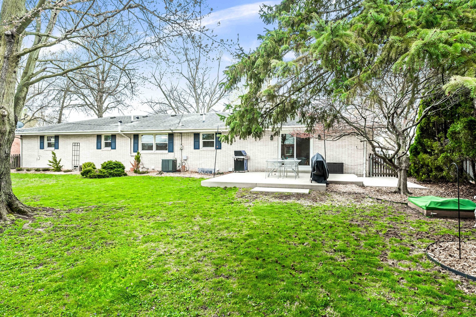 104 Ruth Road, Bloomington, IL 61701