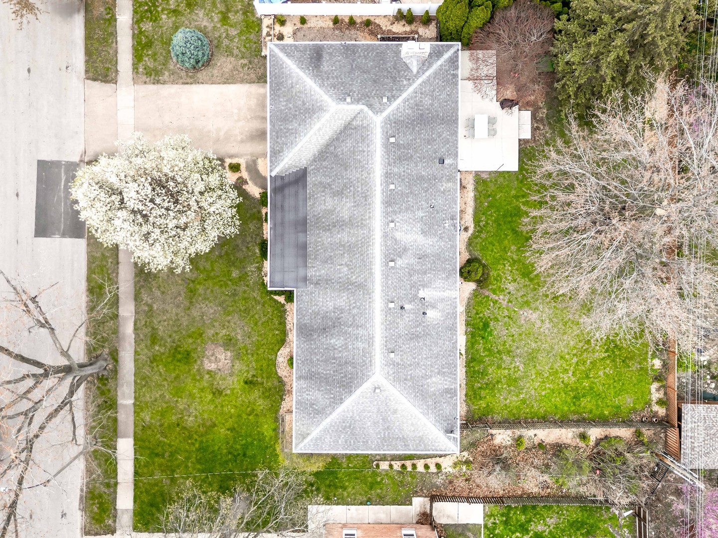 104 Ruth Road, Bloomington, IL 61701