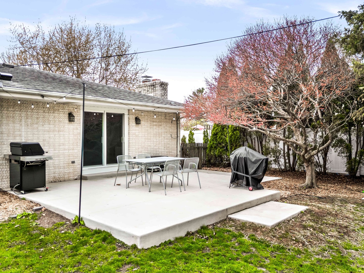 104 Ruth Road, Bloomington, IL 61701