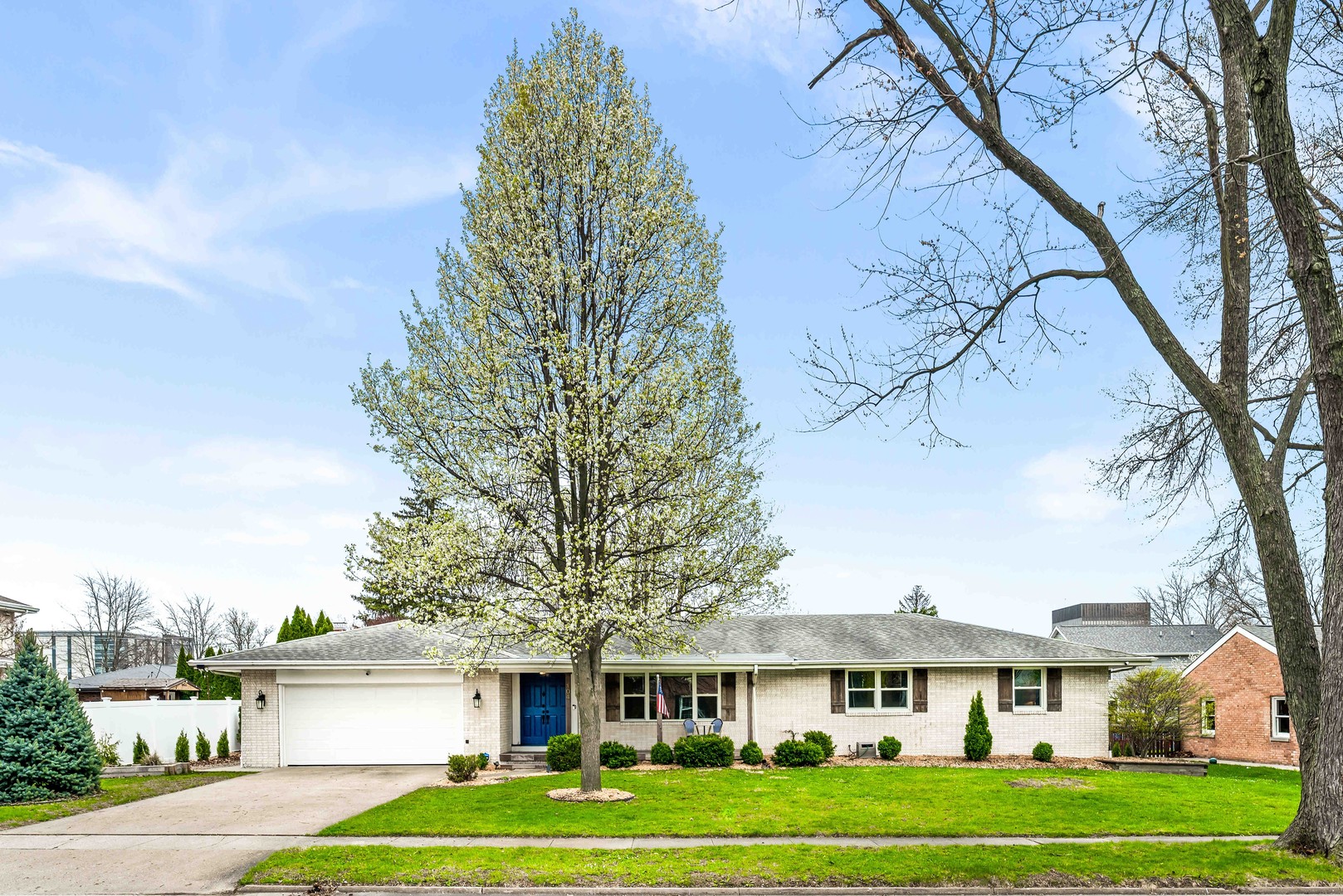 104 Ruth Road, Bloomington, IL 61701