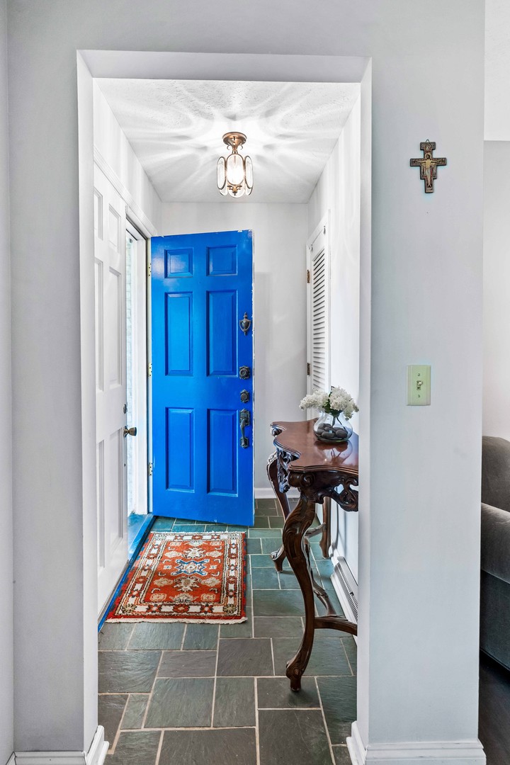 104 Ruth Road, Bloomington, IL 61701