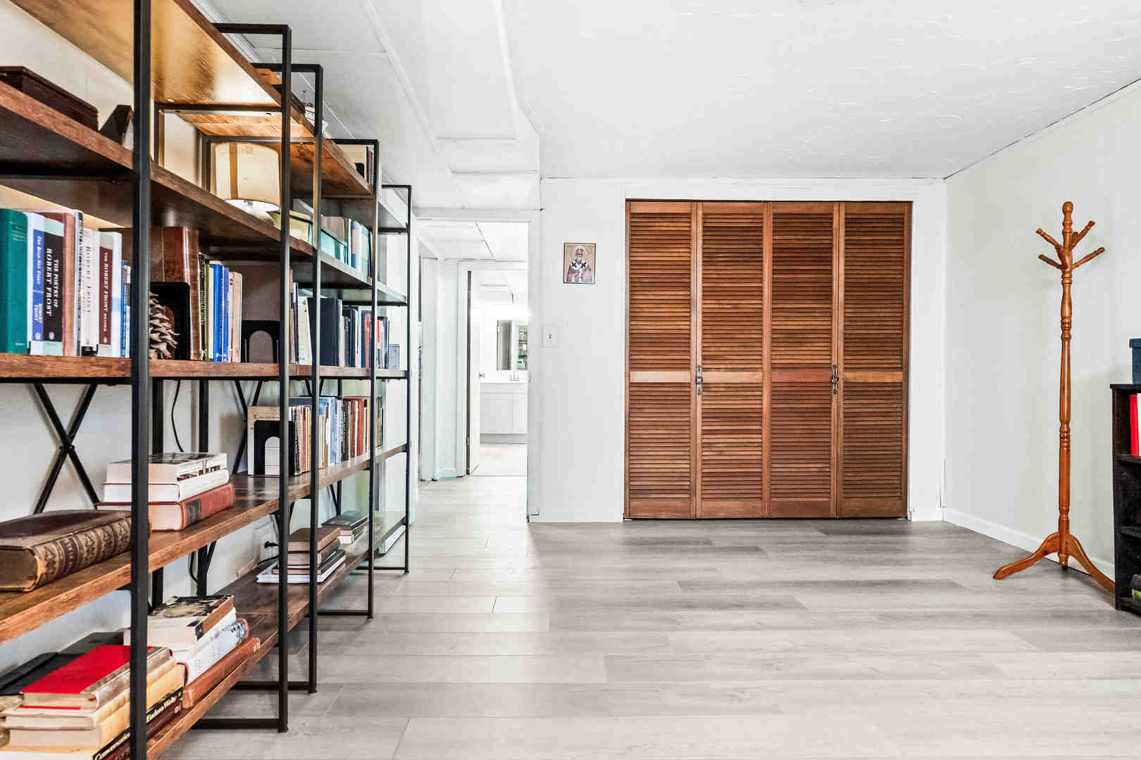 104 Ruth Road, Bloomington, IL 61701