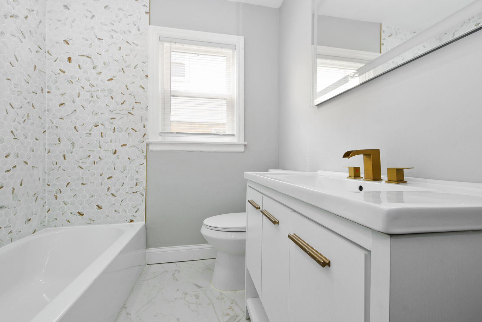 505 47th Avenue, Bellwood, IL 60104