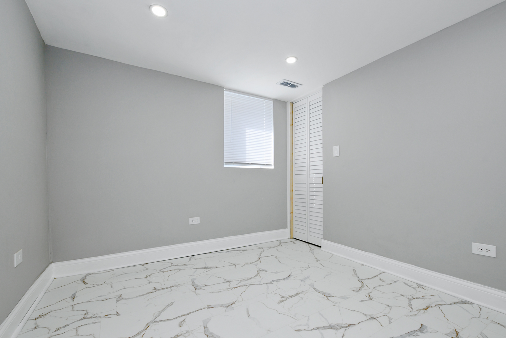 505 47th Avenue, Bellwood, IL 60104