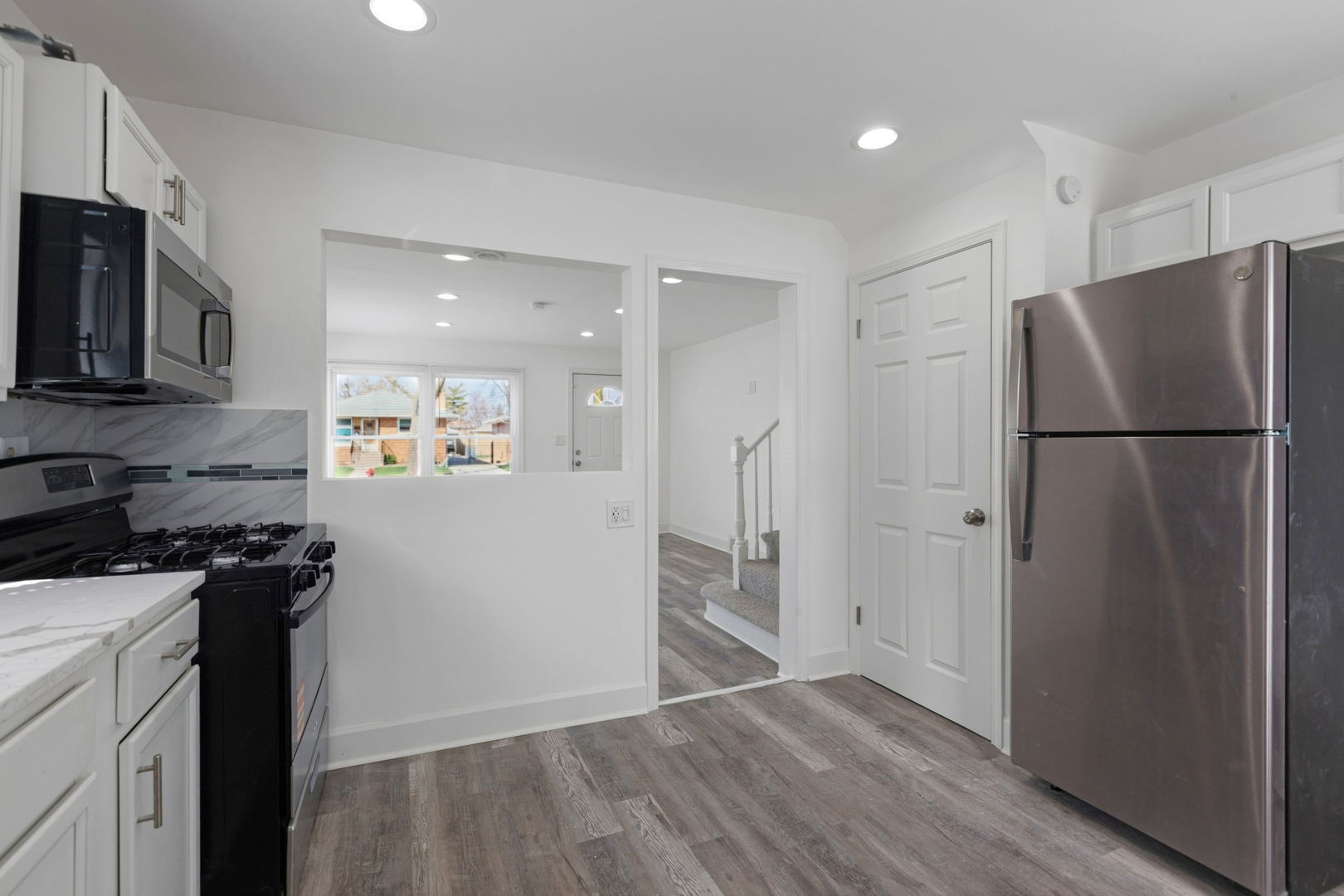 519 Bellwood Avenue, Bellwood, IL 60104