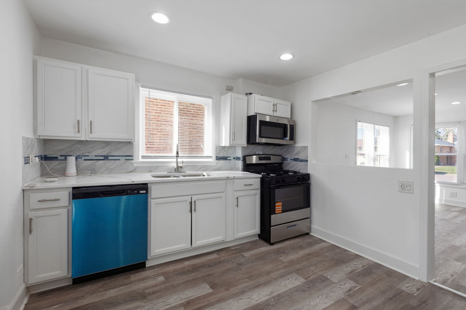 519 Bellwood Avenue, Bellwood, IL 60104