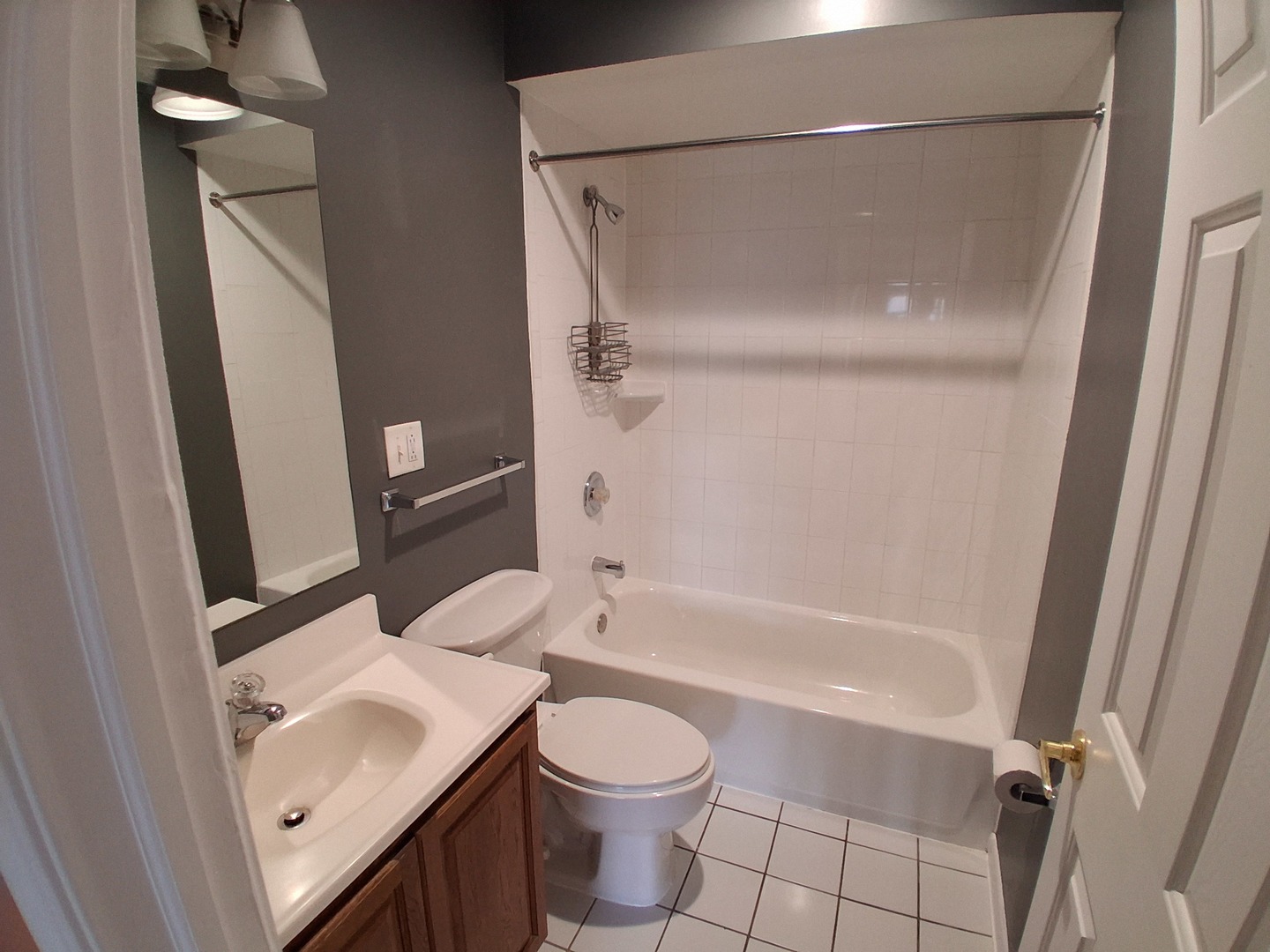 1845 Whitechapel Drive #2A, Mount Prospect, IL 60056