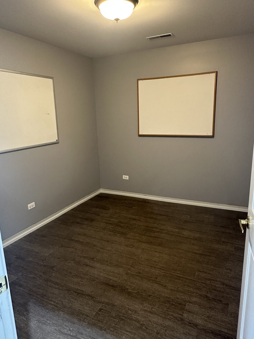 34498 N Old Walnut Circle, Gurnee, IL 60031